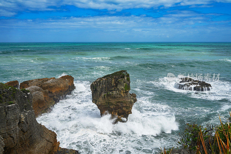 Punakaiki Pancake Rocks and Blowholes Walk, Paparoa国家公园，新西兰